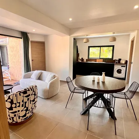 Maison Di Fiori, Location Neuve Avec Piscine * Porto-Vecchio (Corsica)