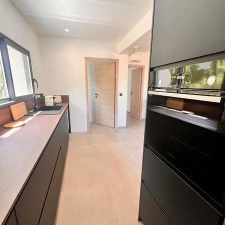 Vakantiehuis Maison Di Fiori, Location Neuve Avec Piscine *