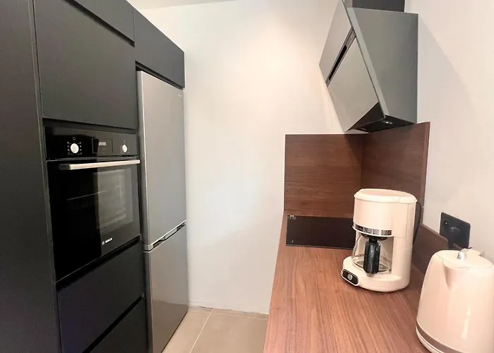 Maison Di Fiori, Location Neuve Avec Piscine Tatil Evi