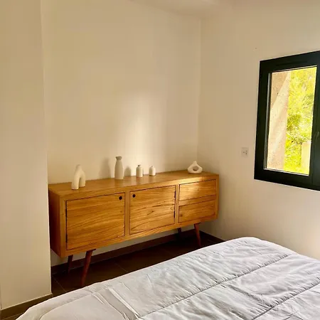 Prázdninový dům Maison Di Fiori, Location Neuve Avec Piscine