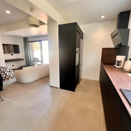 Дом отдыха Maison Di Fiori, Location Neuve Avec Piscine