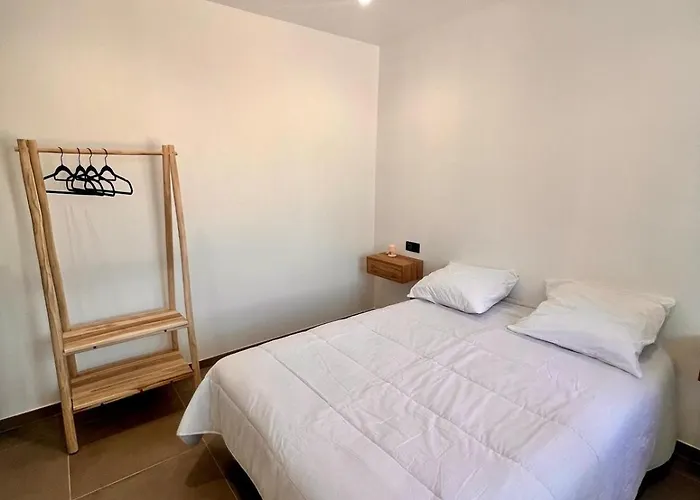 Feriehus Maison Di Fiori, Location Neuve Avec Piscine Porto-Vecchio (Corsica)