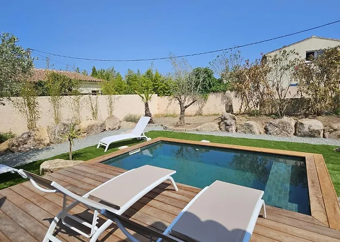 Maison Di Fiori, Location Neuve Avec Piscine Feriehus *